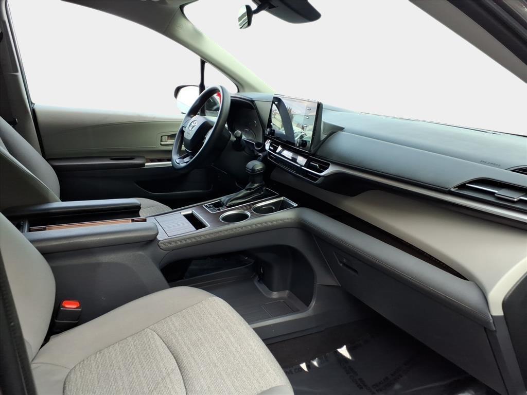 used 2023 Toyota Sienna car, priced at $33,900