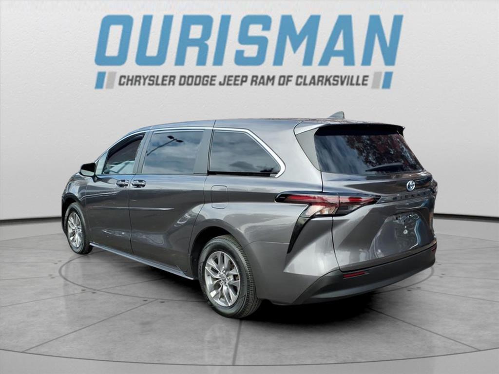 used 2023 Toyota Sienna car, priced at $33,900