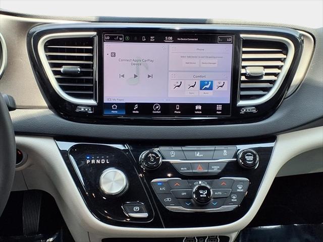 used 2022 Chrysler Pacifica car, priced at $20,800