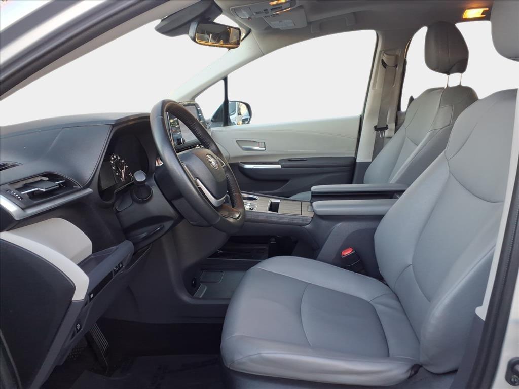 used 2023 Toyota Sienna car, priced at $34,900