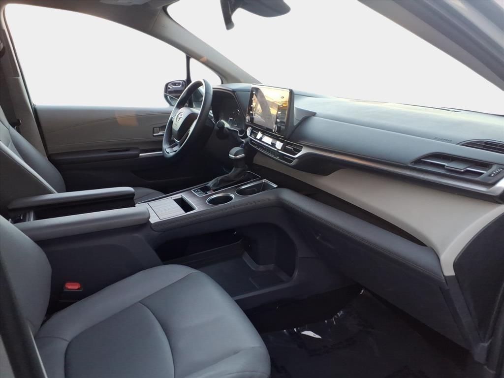 used 2023 Toyota Sienna car, priced at $34,900