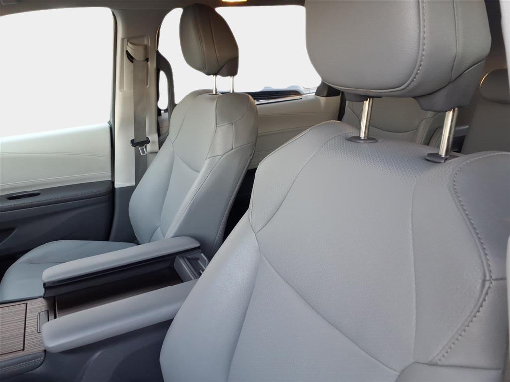 used 2023 Toyota Sienna car, priced at $34,900