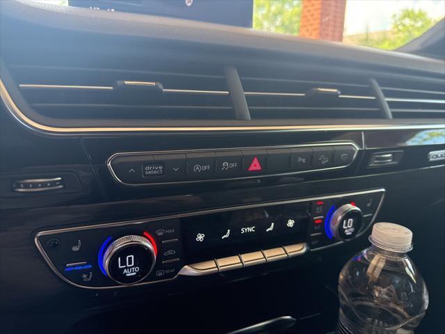 used 2018 Audi Q7 car, priced at $22,000