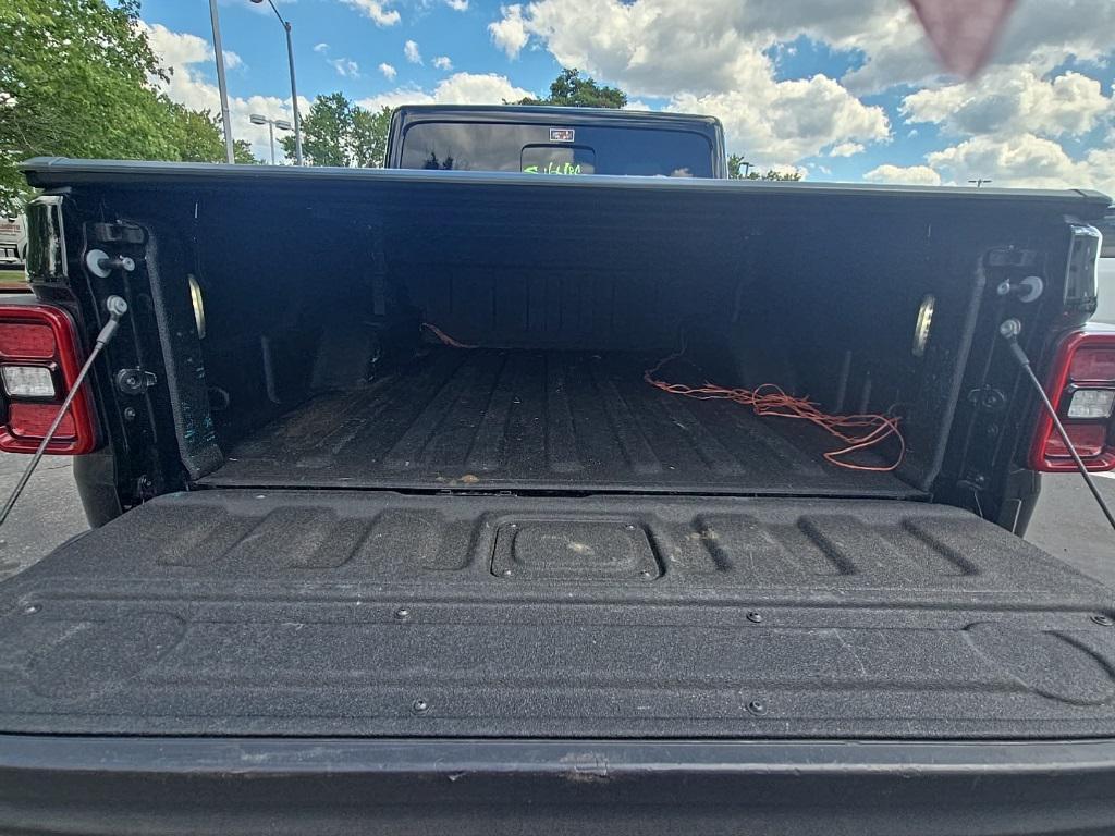 used 2022 Jeep Gladiator car, priced at $35,000