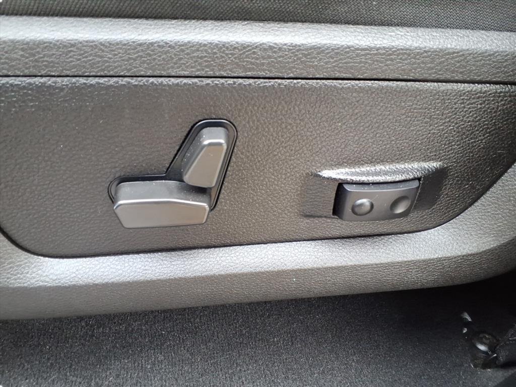 used 2023 Ram 1500 Classic car, priced at $27,100