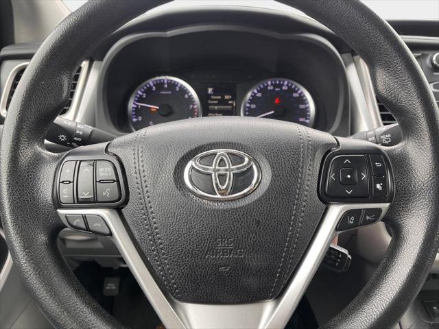 used 2017 Toyota Highlander car, priced at $19,400