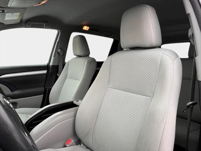 used 2017 Toyota Highlander car, priced at $19,400