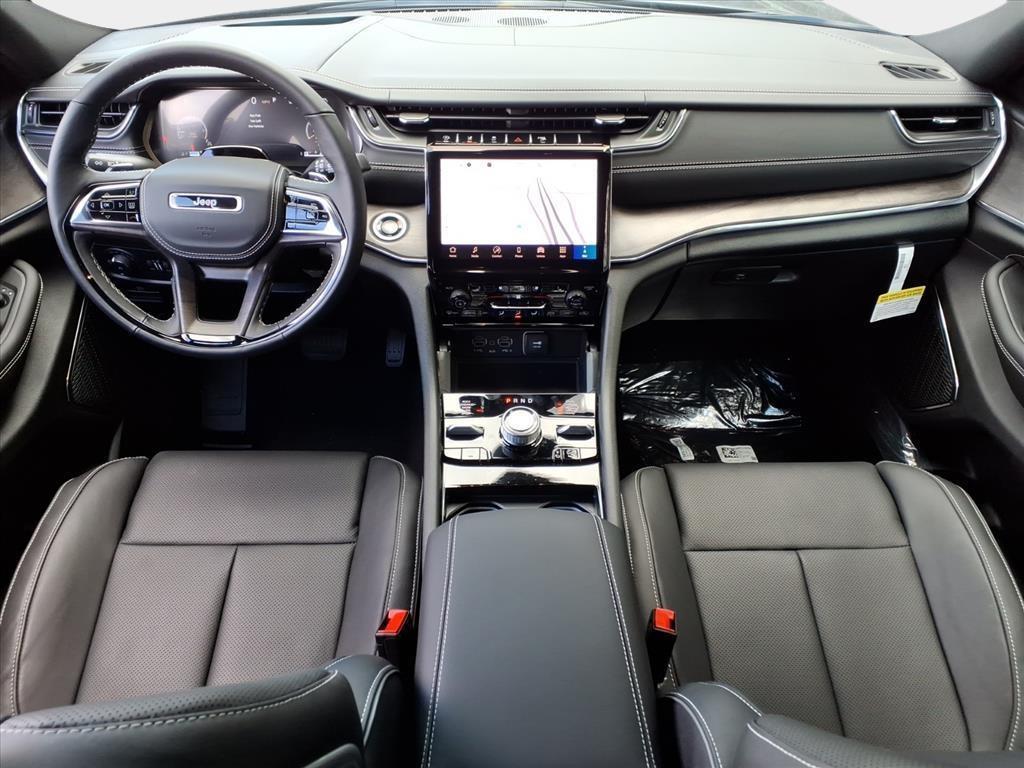 new 2025 Jeep Grand Cherokee car, priced at $57,284