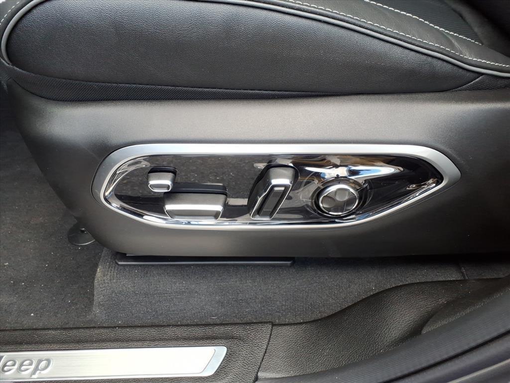 new 2025 Jeep Grand Cherokee car, priced at $57,284