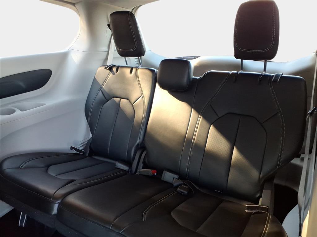 used 2024 Chrysler Pacifica car, priced at $27,200