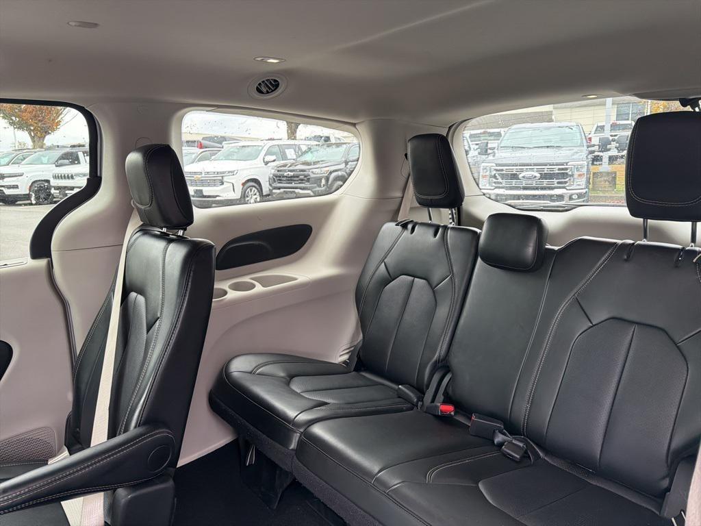 used 2024 Chrysler Pacifica car, priced at $27,300