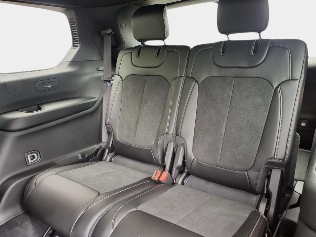 new 2025 Jeep Grand Cherokee L car, priced at $39,110