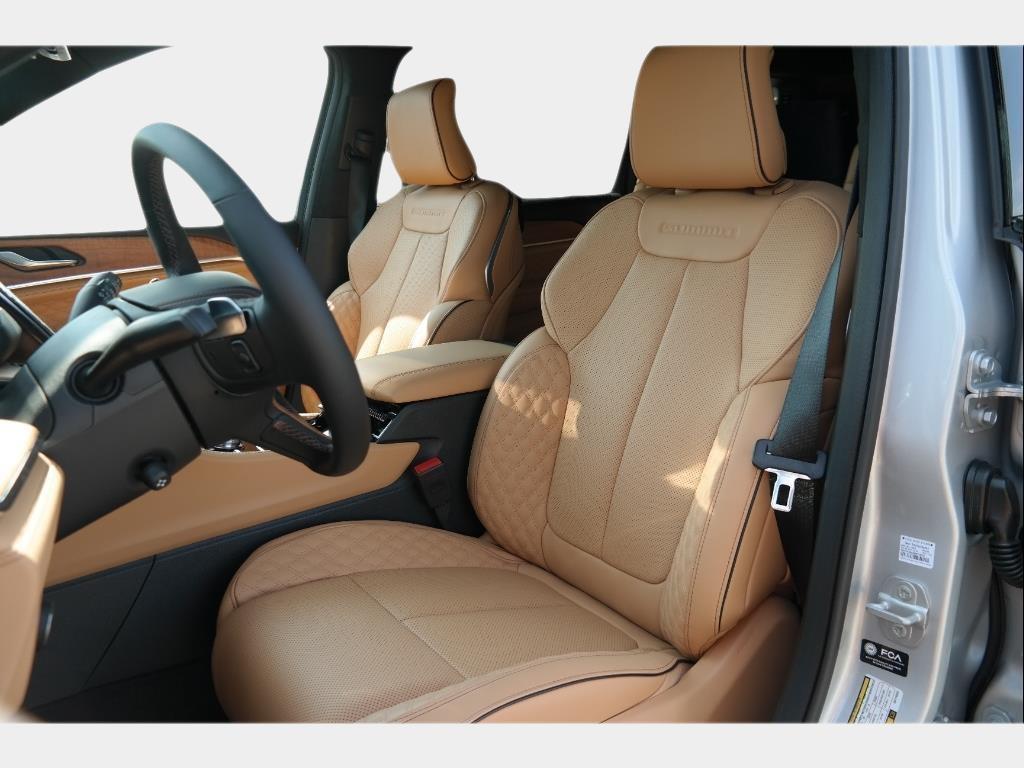 new 2025 Jeep Grand Cherokee L car, priced at $63,115