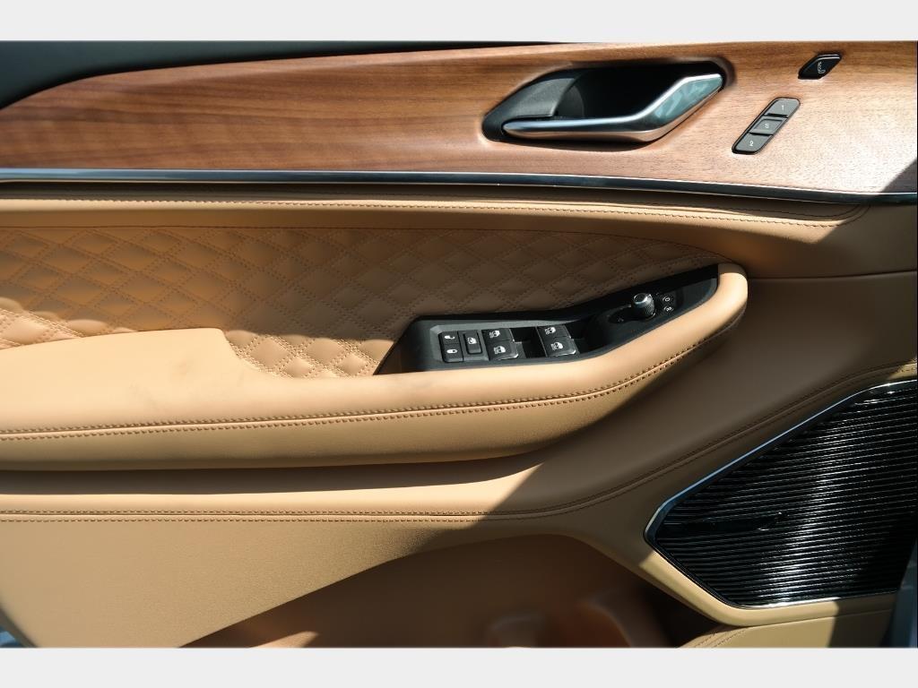 new 2025 Jeep Grand Cherokee L car, priced at $63,115
