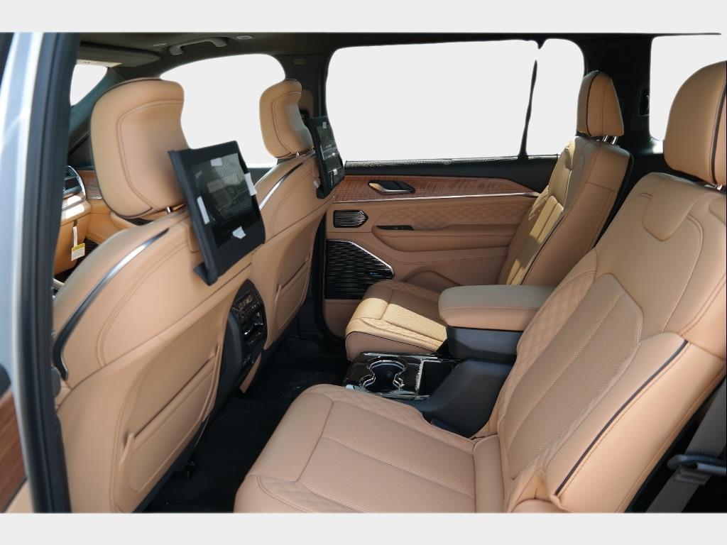 new 2025 Jeep Grand Cherokee L car, priced at $63,115