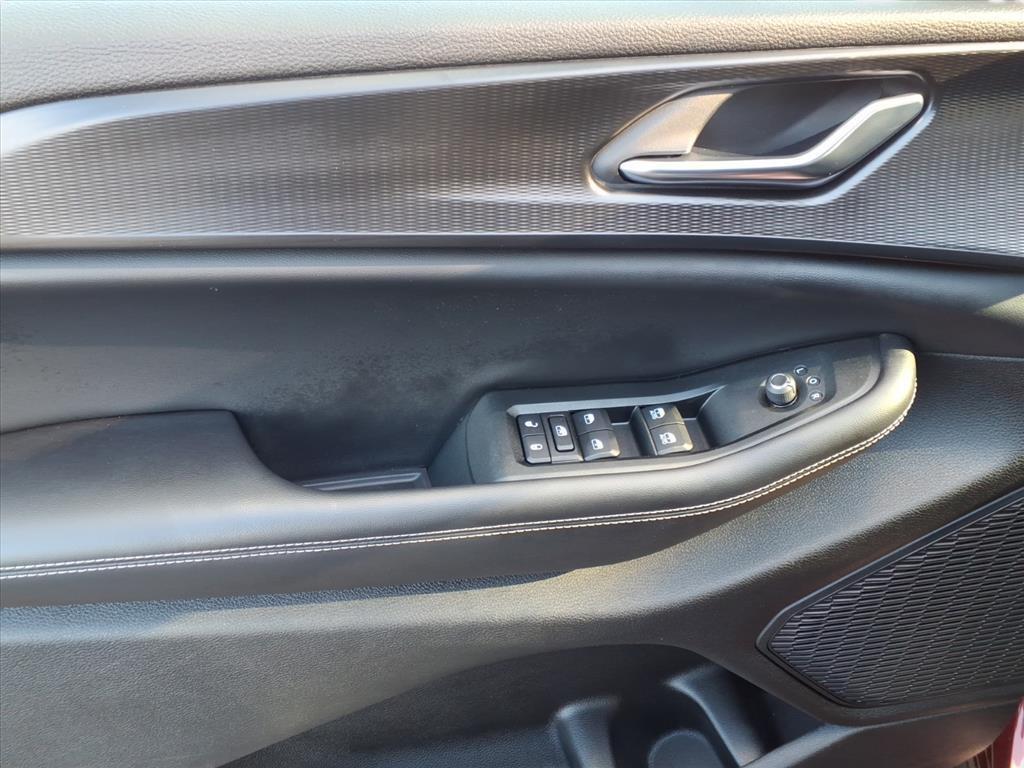 used 2024 Jeep Grand Cherokee L car, priced at $30,900