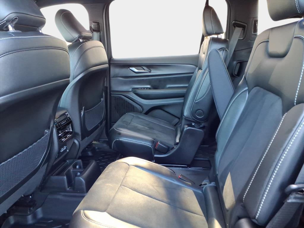 used 2024 Jeep Grand Cherokee L car, priced at $30,900