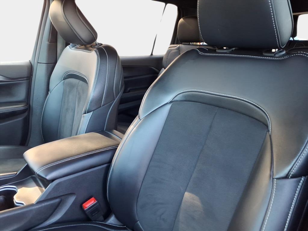 used 2024 Jeep Grand Cherokee L car, priced at $30,900