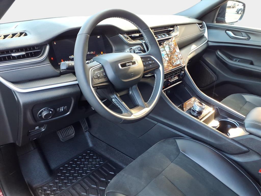 used 2024 Jeep Grand Cherokee L car, priced at $30,900