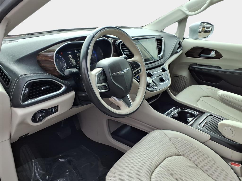 used 2021 Chrysler Pacifica car, priced at $24,995