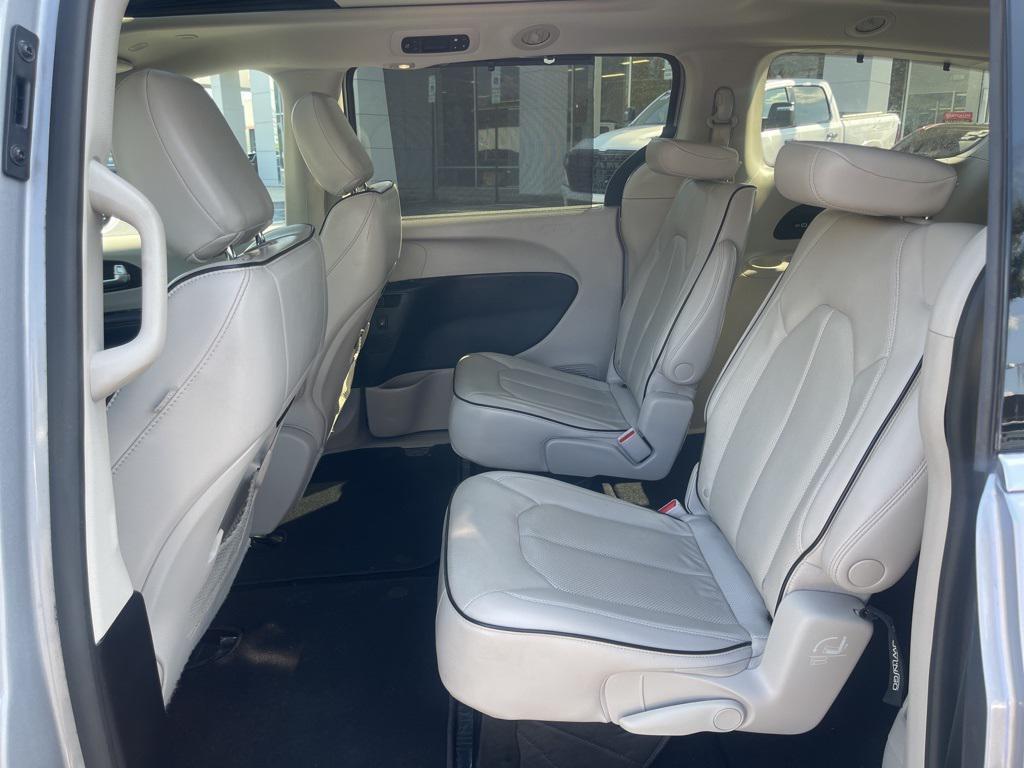 used 2021 Chrysler Pacifica car, priced at $28,101
