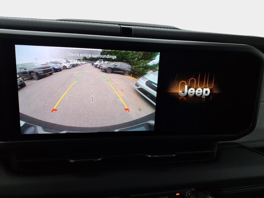 new 2025 Jeep Wrangler car, priced at $46,861