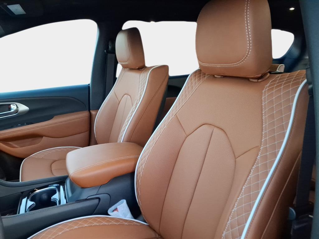 new 2026 Chrysler Pacifica car, priced at $45,390