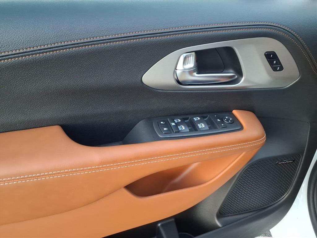 new 2026 Chrysler Pacifica car, priced at $45,390