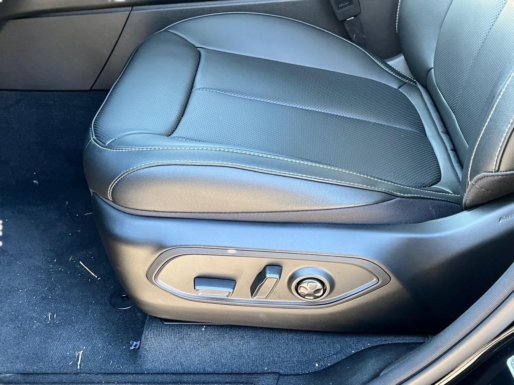new 2024 Jeep Grand Cherokee 4xe car, priced at $51,055