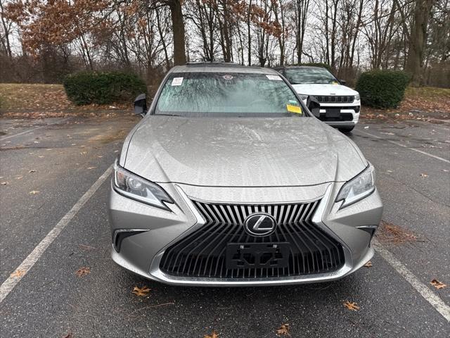 used 2021 Lexus ES 250 car, priced at $29,500