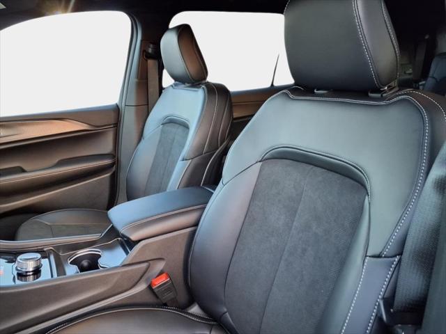 new 2025 Jeep Grand Cherokee L car, priced at $42,924