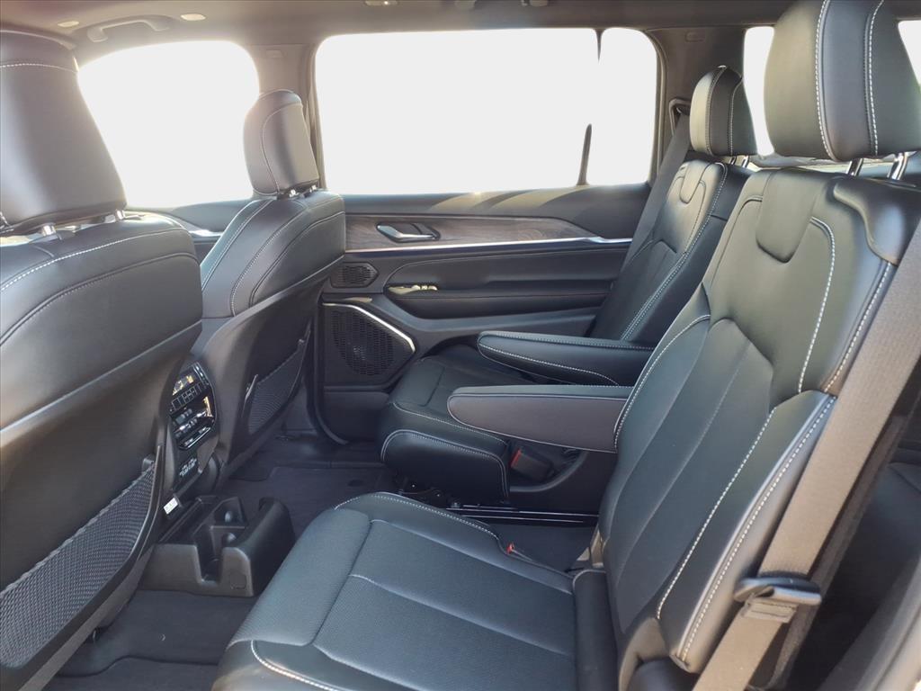 new 2025 Jeep Grand Cherokee L car, priced at $49,121