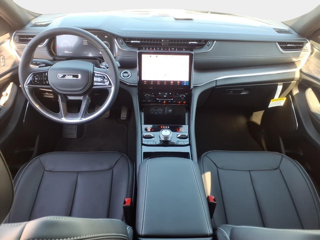 new 2025 Jeep Grand Cherokee L car, priced at $49,121