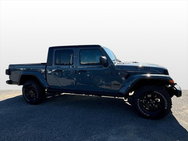 new 2024 Jeep Gladiator car, priced at $43,761