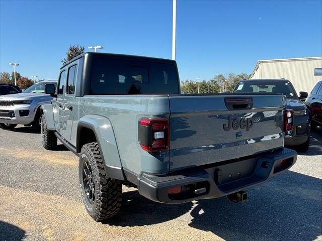 new 2024 Jeep Gladiator car, priced at $43,761