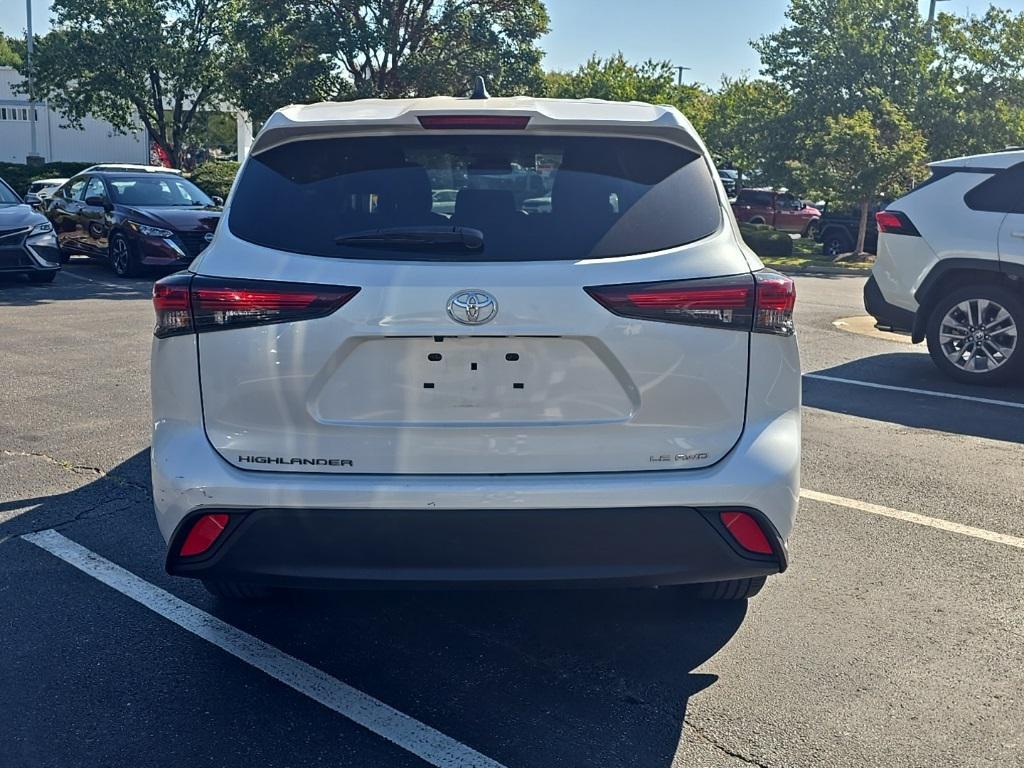 used 2024 Toyota Highlander car, priced at $35,951