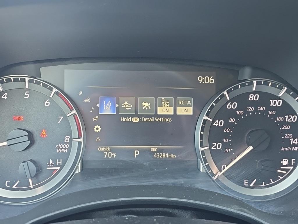 used 2024 Toyota Highlander car, priced at $35,951