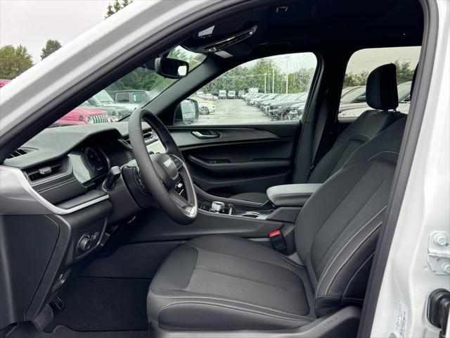 new 2024 Jeep Grand Cherokee L car, priced at $35,630