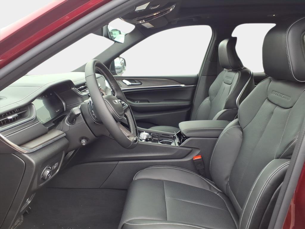 new 2025 Jeep Grand Cherokee car, priced at $55,073