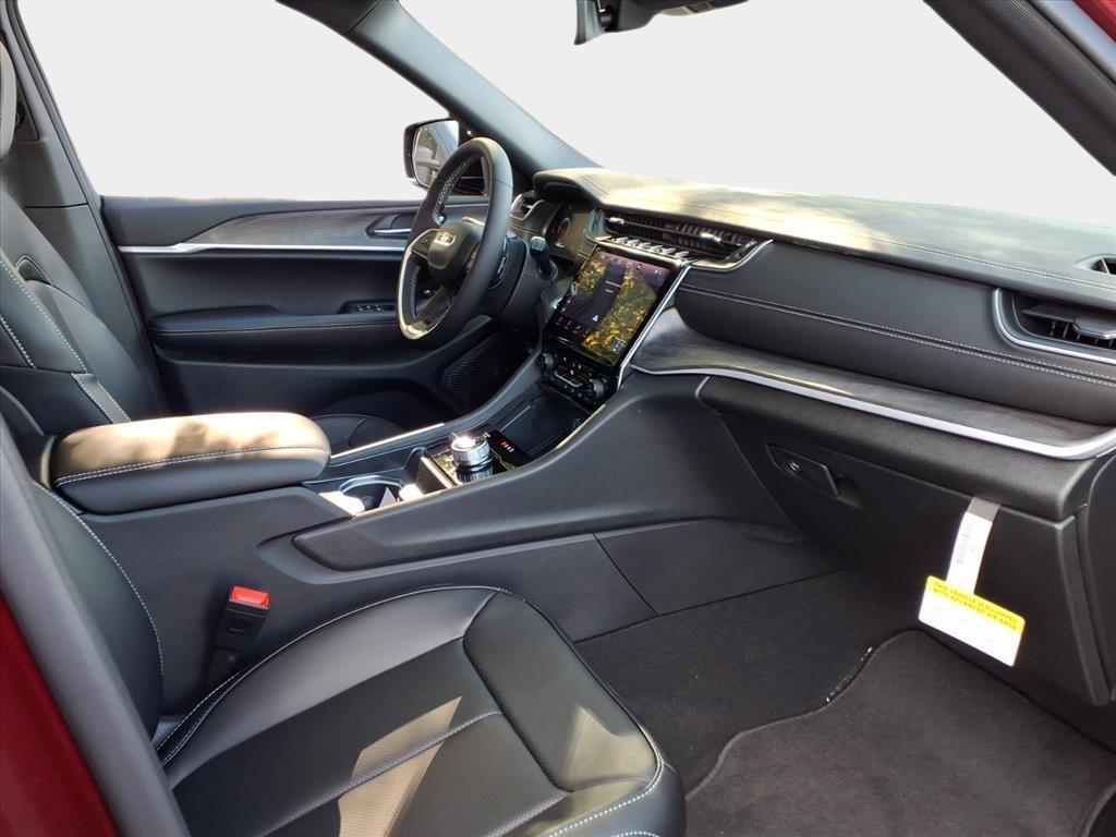 new 2025 Jeep Grand Cherokee L car, priced at $44,627