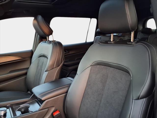new 2025 Jeep Grand Cherokee L car, priced at $41,421