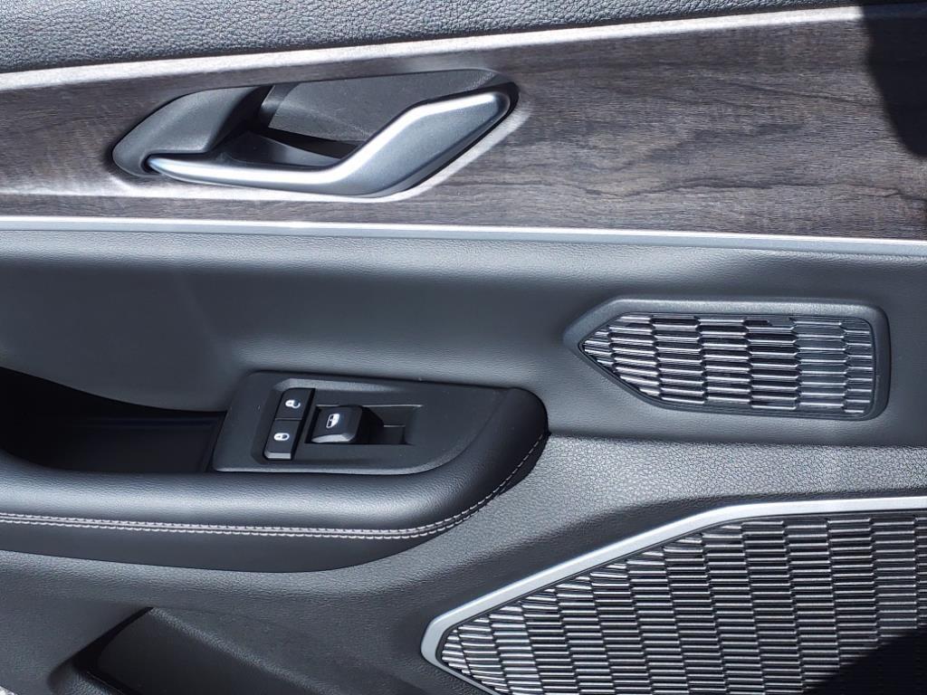 new 2024 Jeep Grand Cherokee 4xe car, priced at $50,460