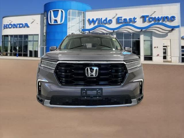 new 2025 Honda Pilot car, priced at $51,804