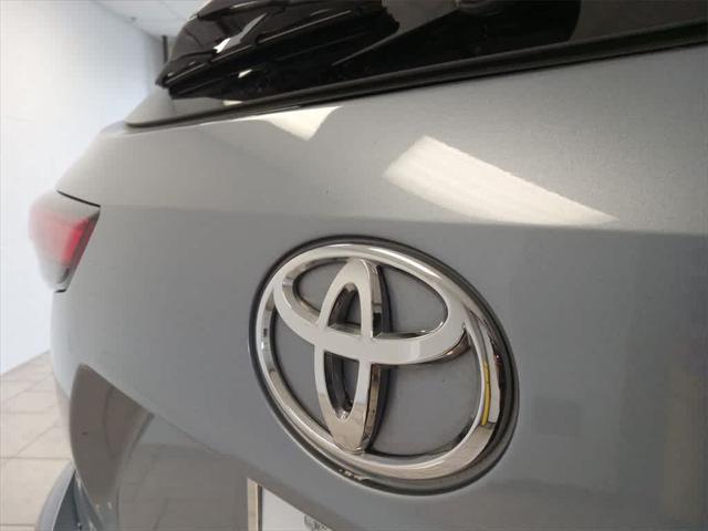 used 2020 Toyota Highlander car, priced at $34,880