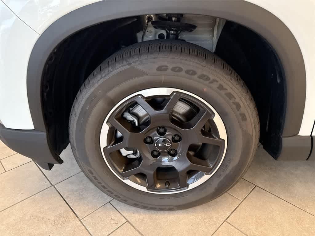 used 2025 Honda Pilot car, priced at $46,598