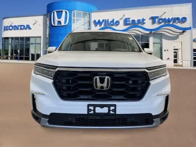 new 2025 Honda Pilot car, priced at $46,450