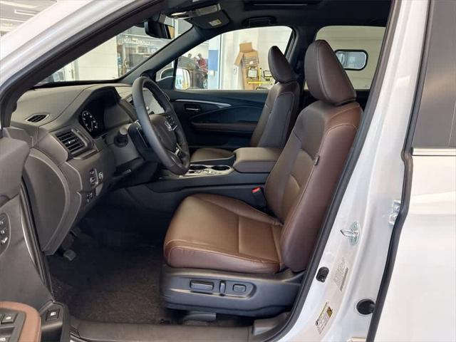used 2025 Honda Ridgeline car, priced at $39,999
