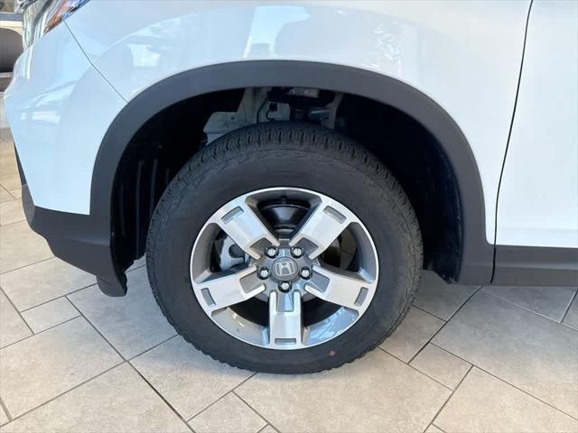 used 2025 Honda Ridgeline car, priced at $39,999
