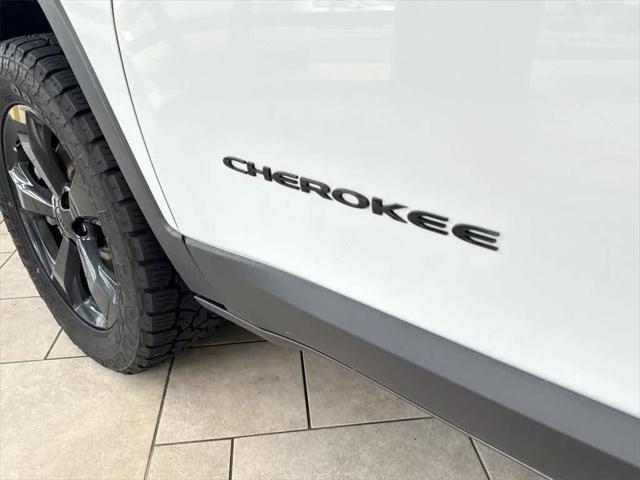 used 2017 Jeep Cherokee car, priced at $11,211
