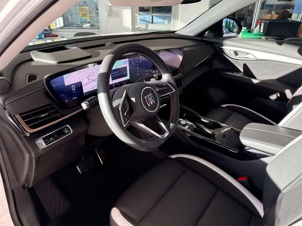 used 2025 Buick Envision car, priced at $34,992